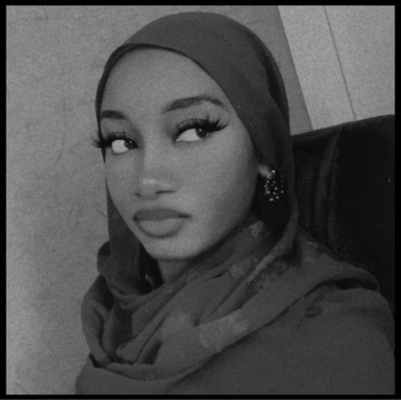 Meet your Posher, Rokhy - Picture 1 of 1